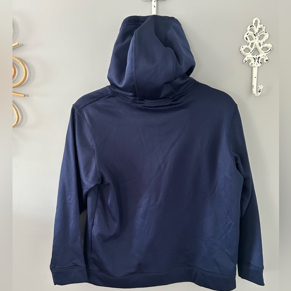 Kids hoodie size Medium - Picture 2 of 5